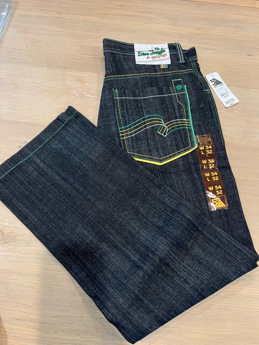Hip-Hop Streetwear Baggy/Wide-Leg Denim Jeans NWT